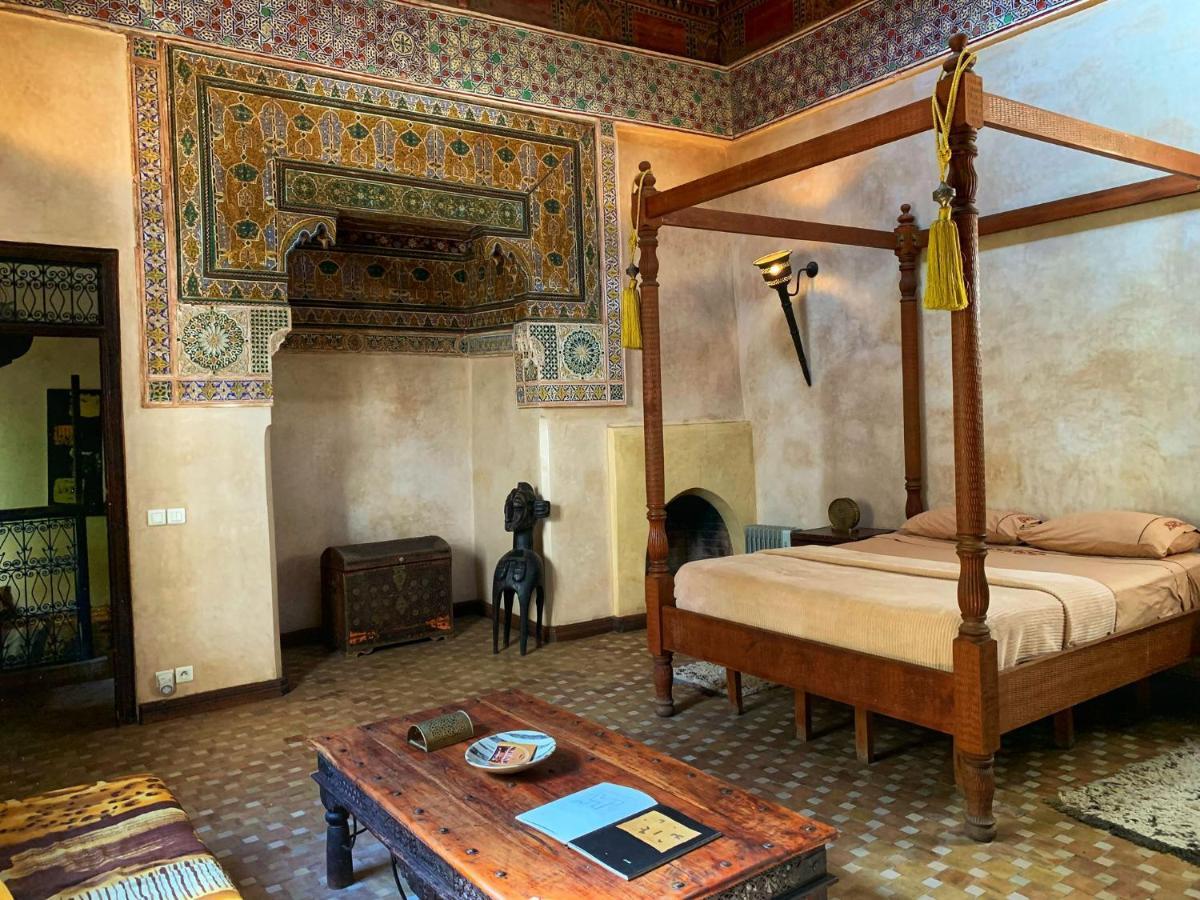 Honeymoon Suite