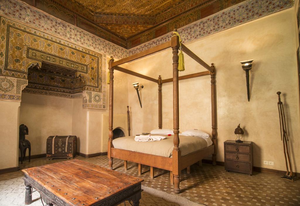 Honeymoon Suite